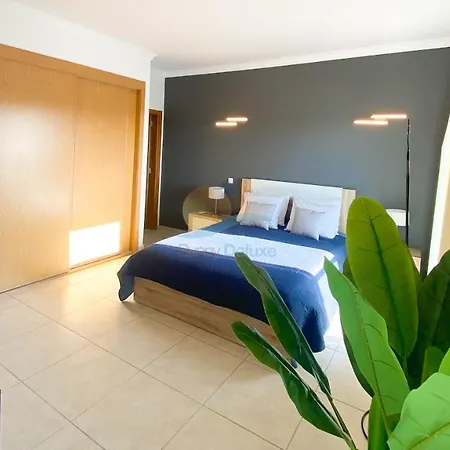 Jardins 2 By Sunny Deluxe